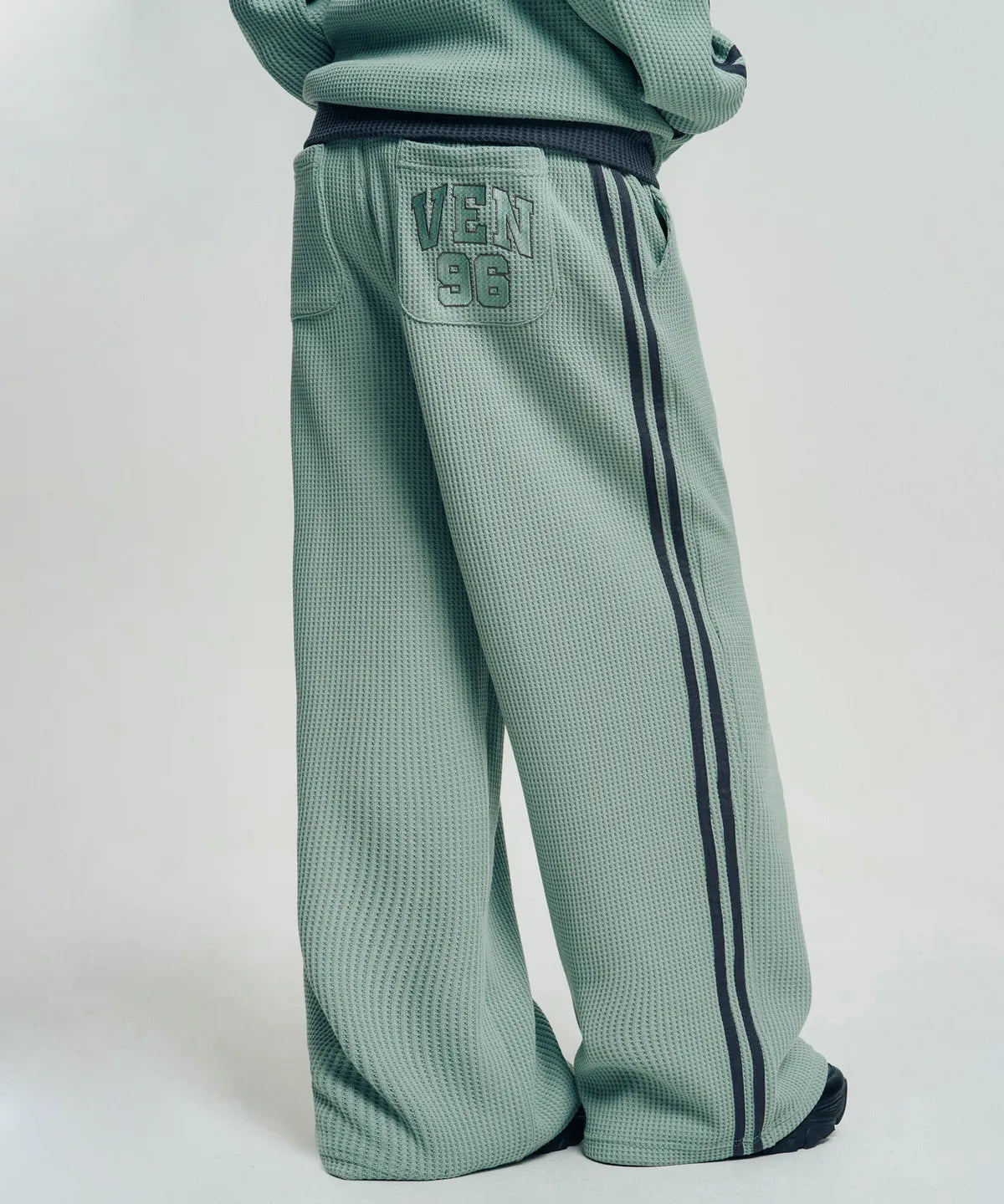 VEN96 Track Waffle Pattern Pants