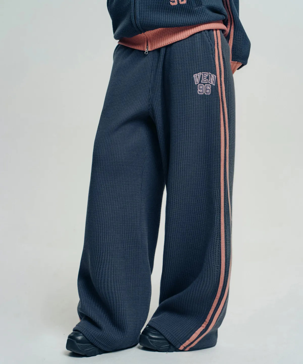 VEN96 Track Waffle Pattern Pants
